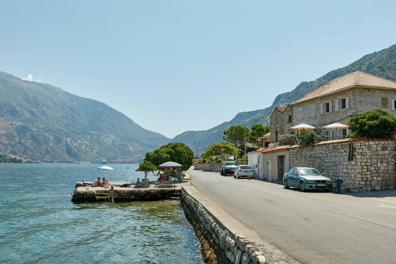 Mediterranean Holiday House & Apartments Kotor Exterior photo