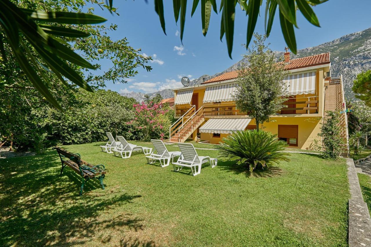 Mediterranean Holiday House & Apartments Kotor Exterior photo